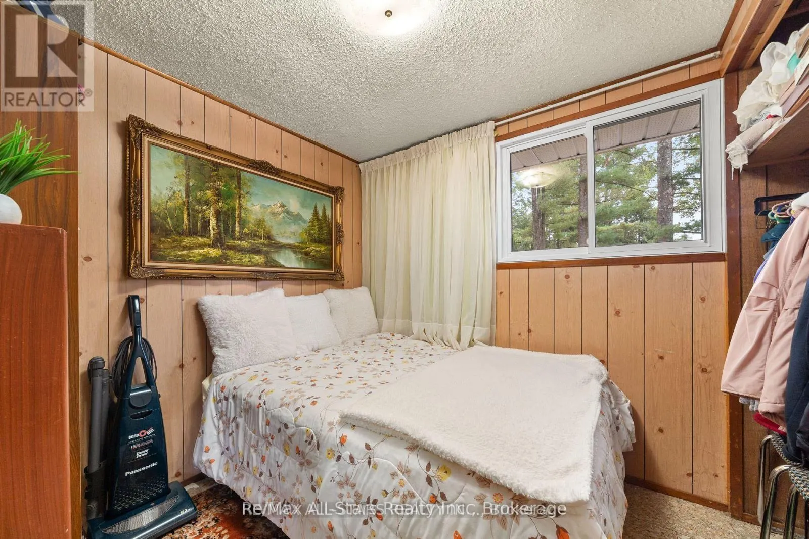 COTTAGE # 9 - 1006 YOUNGS ROAD