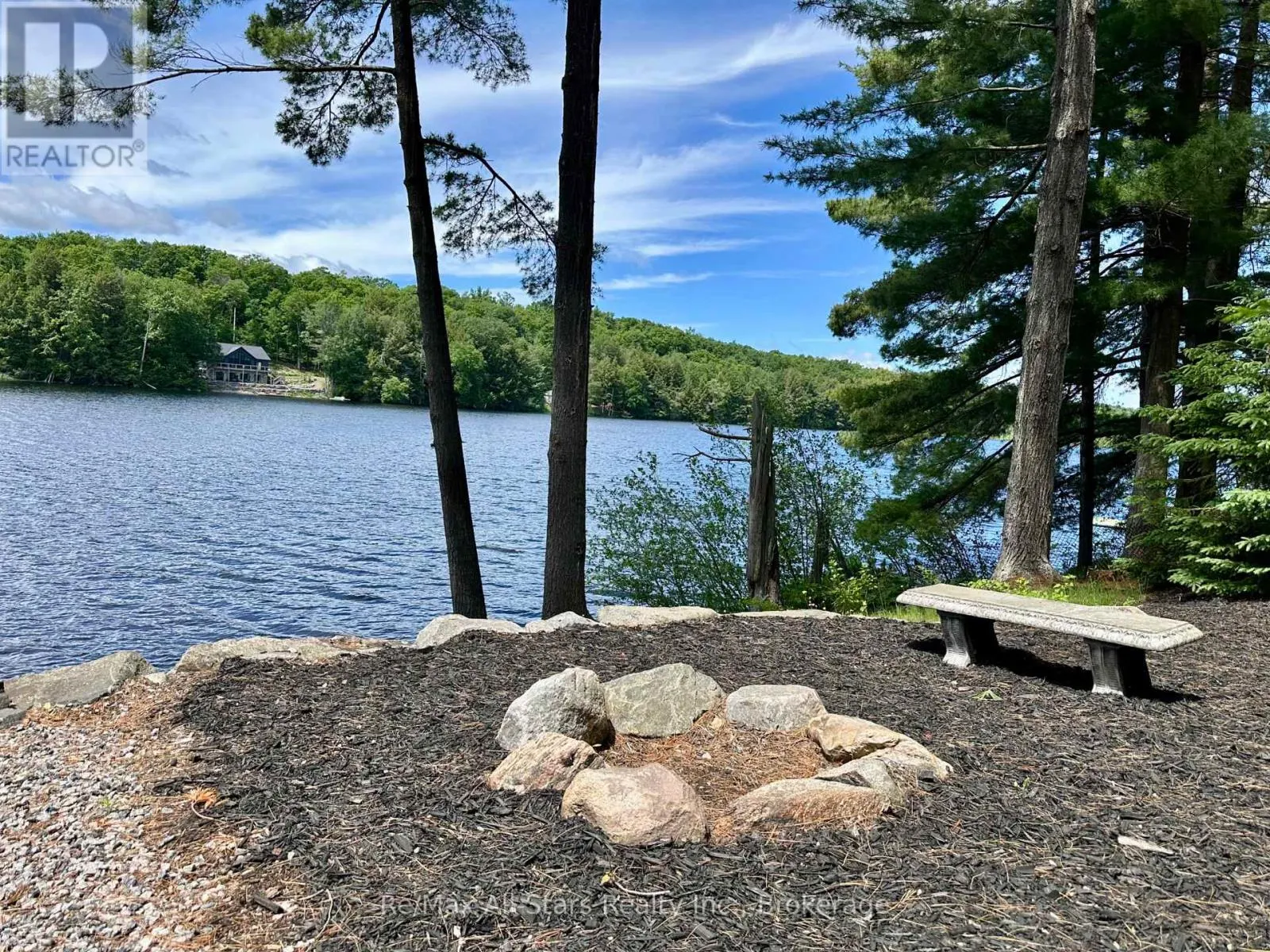 COTTAGE # 9 - 1006 YOUNGS ROAD