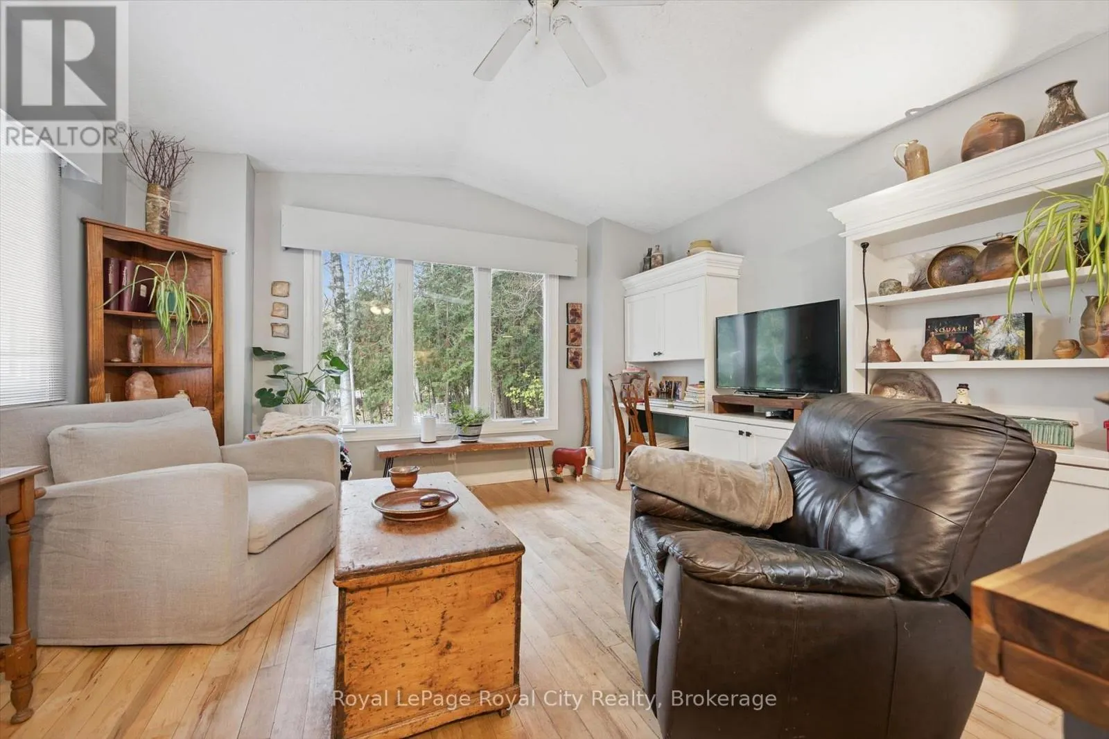 10 SPRUCE AVENUE
