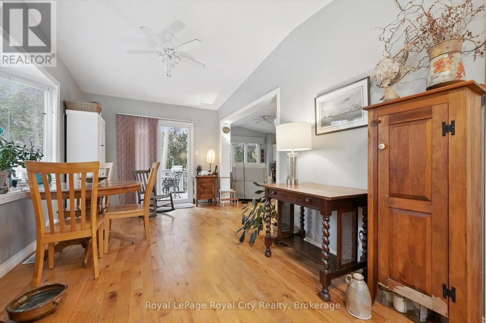 10 SPRUCE AVENUE