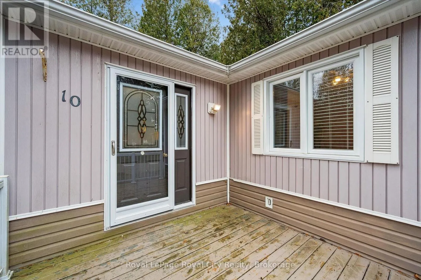 10 SPRUCE AVENUE