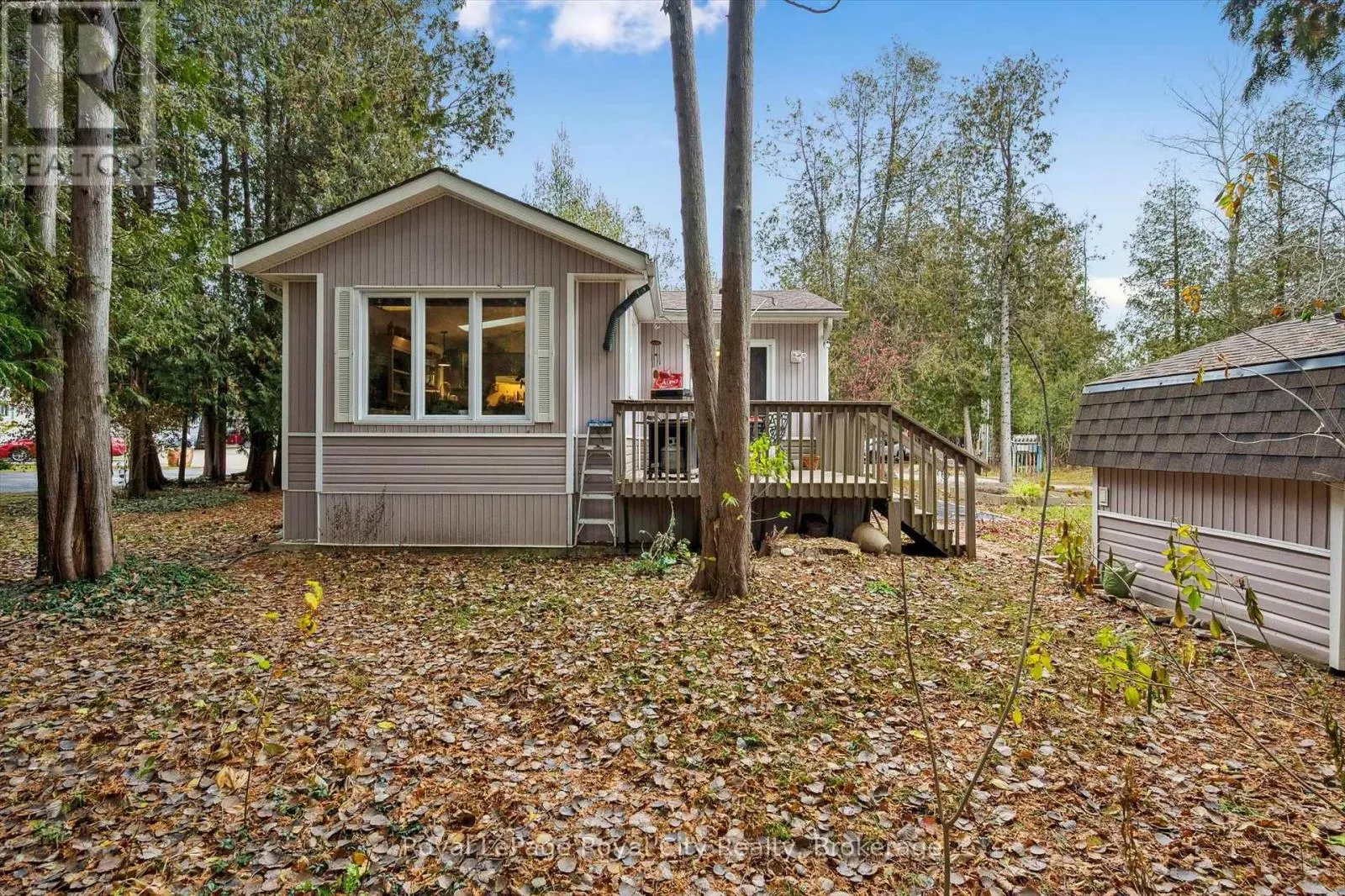 10 SPRUCE AVENUE