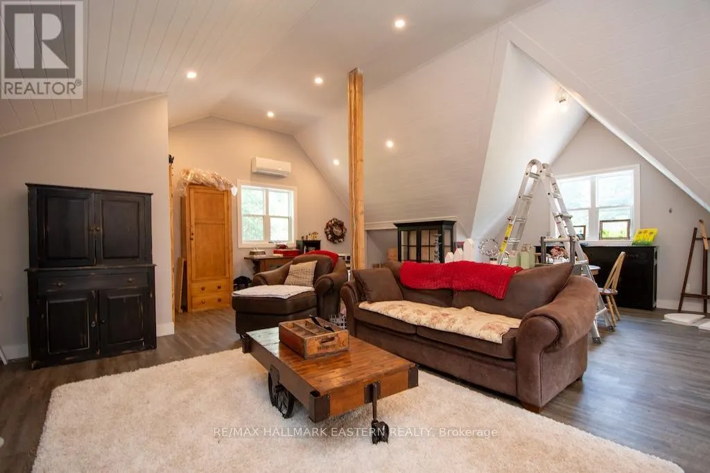 267 EDWINA DRIVE