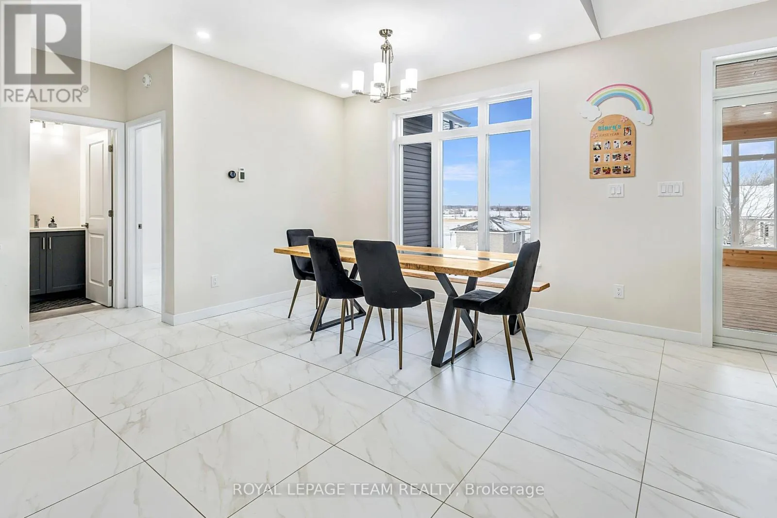 224 TRUDEAU CRESCENT