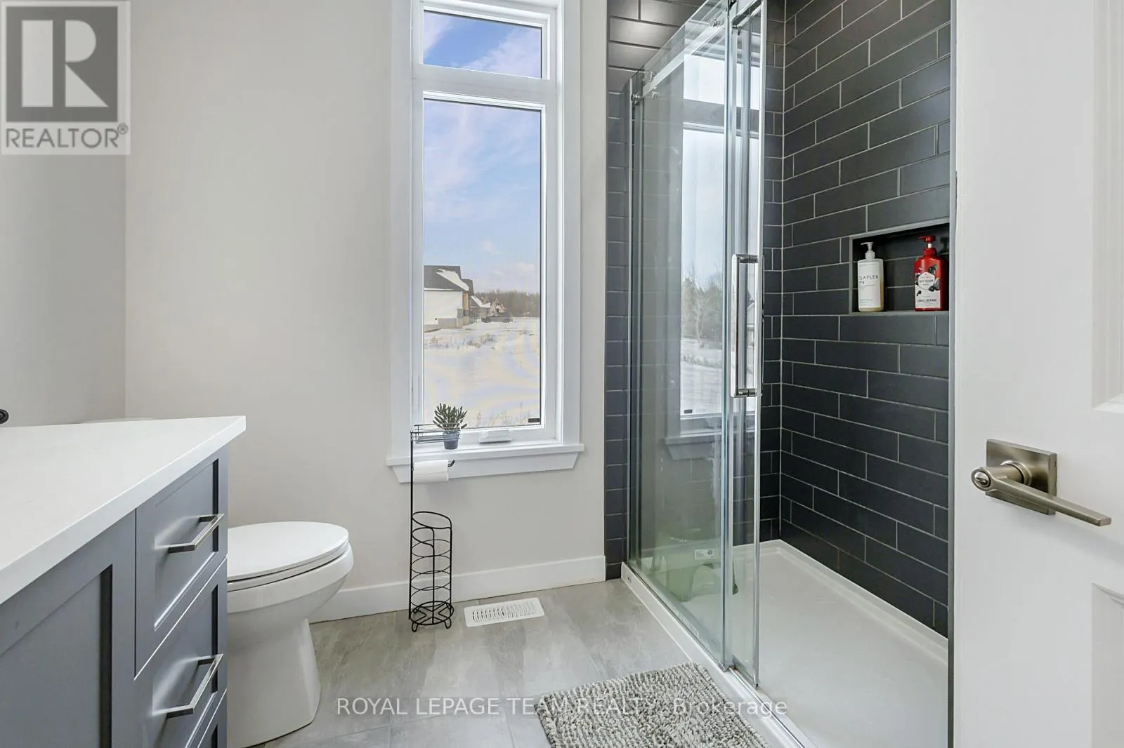 224 TRUDEAU CRESCENT