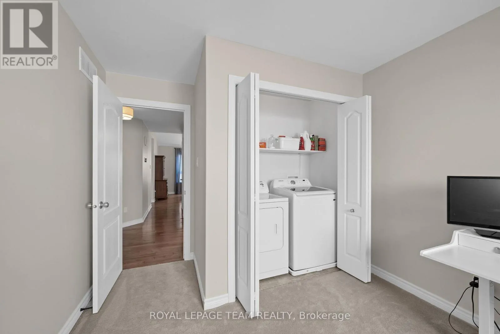 6 STONEHAVEN WAY