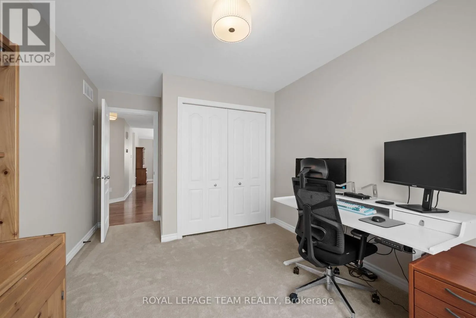 6 STONEHAVEN WAY