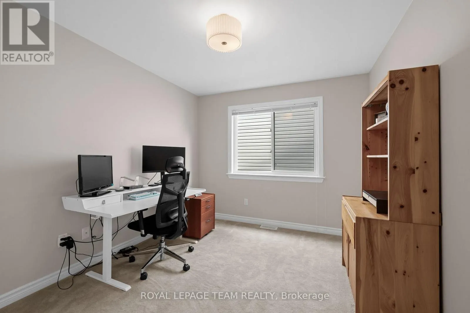 6 STONEHAVEN WAY