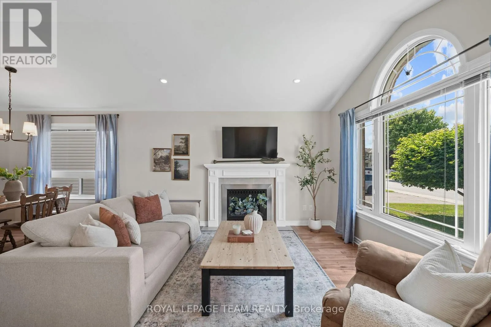 6 STONEHAVEN WAY