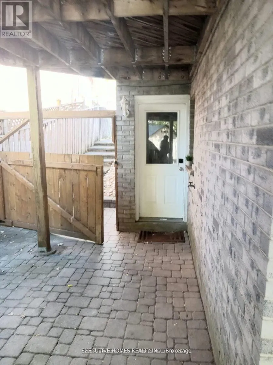 125 MUNICIPAL STREET