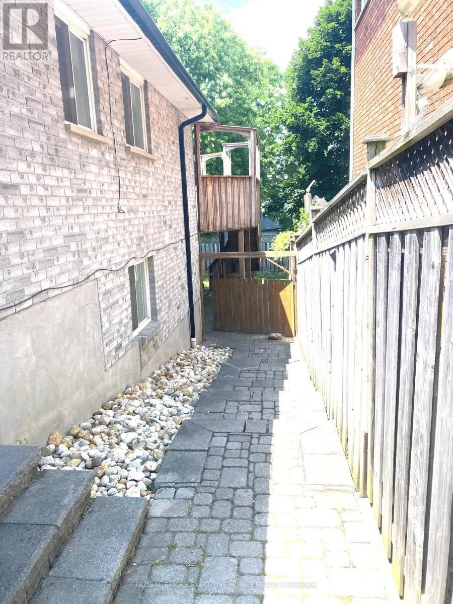 125 MUNICIPAL STREET