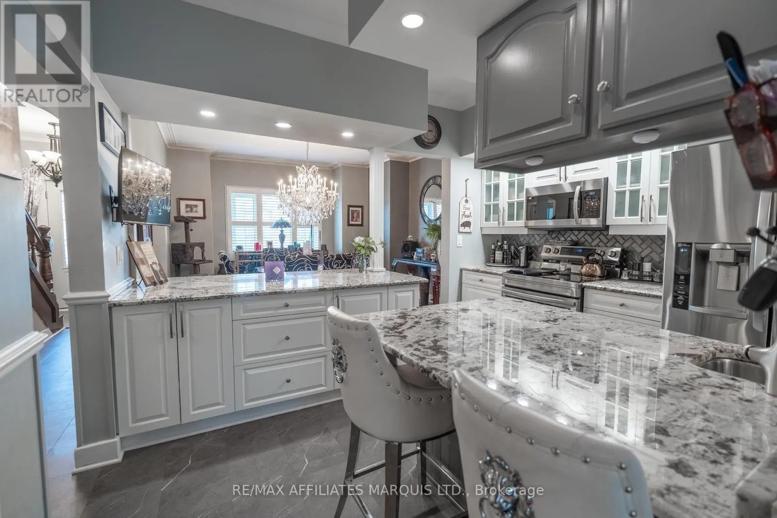420 THIRD STREET W