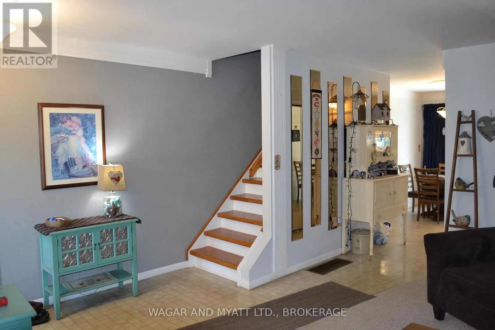 30 - 60 WINCHESTER DRIVE #30