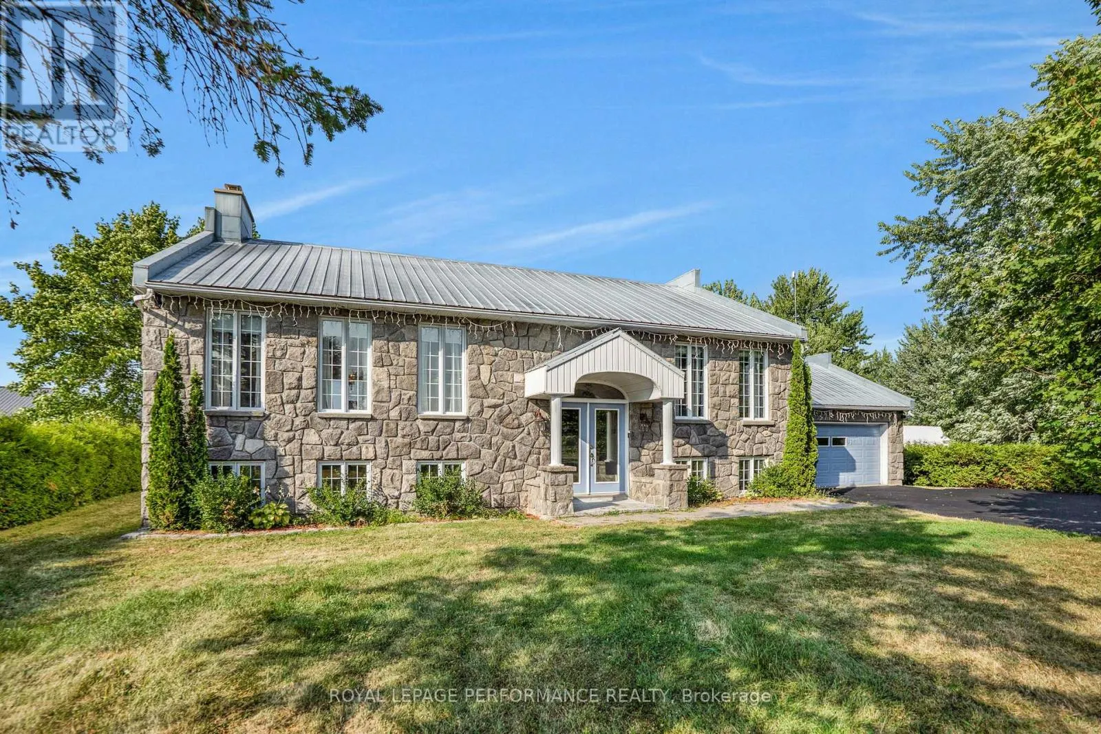 123 CH DU DOMAINE ROAD