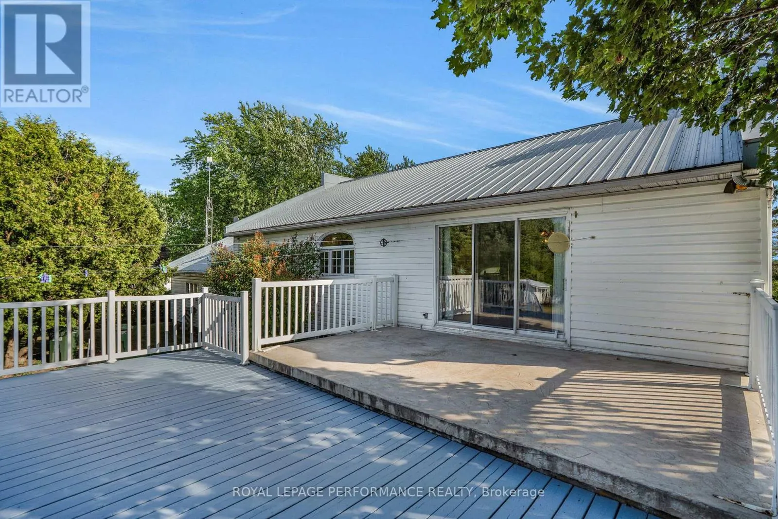 123 CH DU DOMAINE ROAD