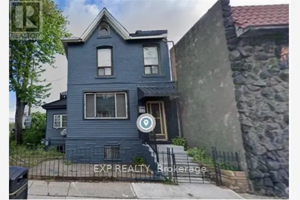 521 BARTON STREET E