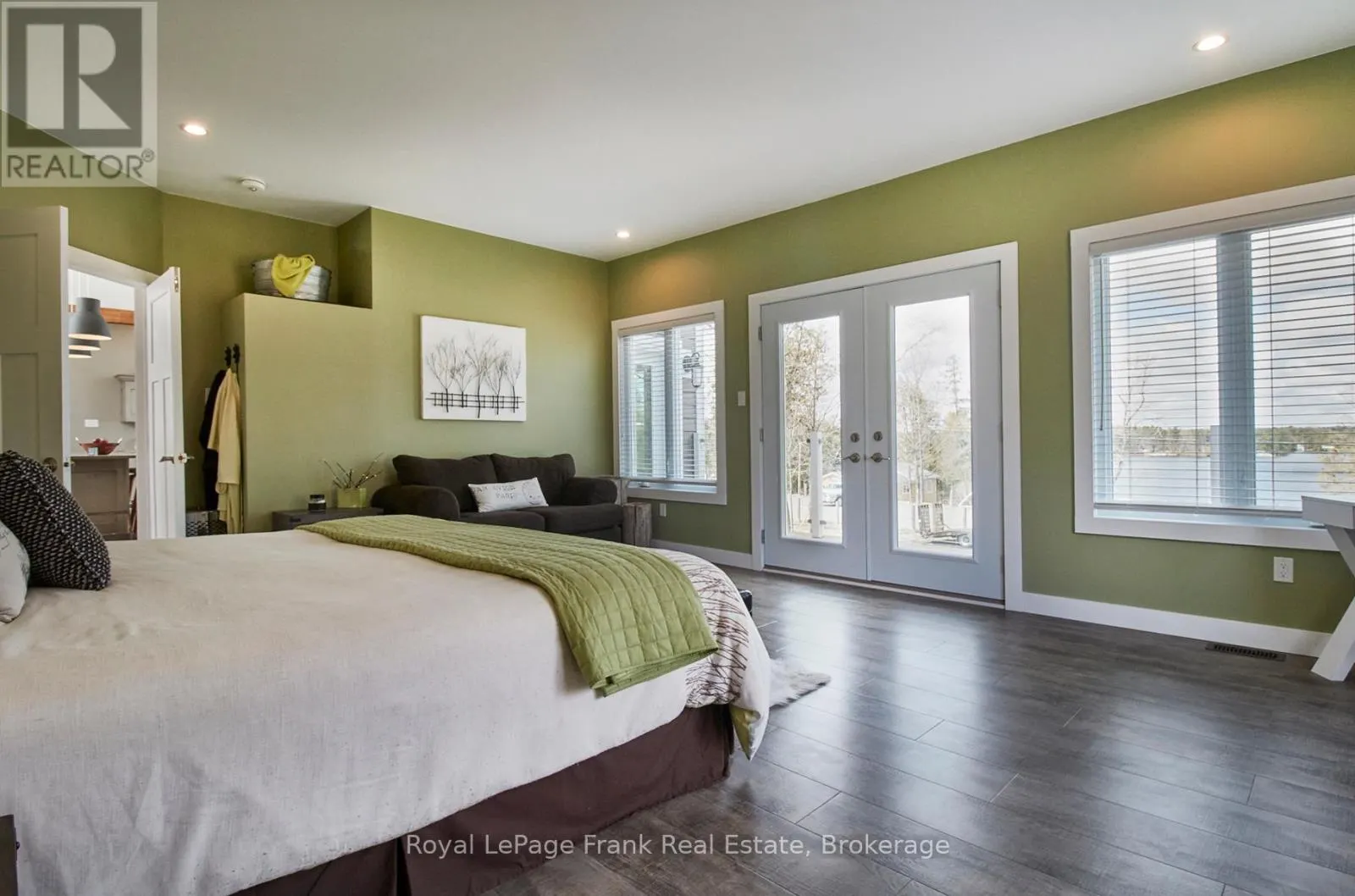 2269 MCCRACKEN'S LANDING ROAD
