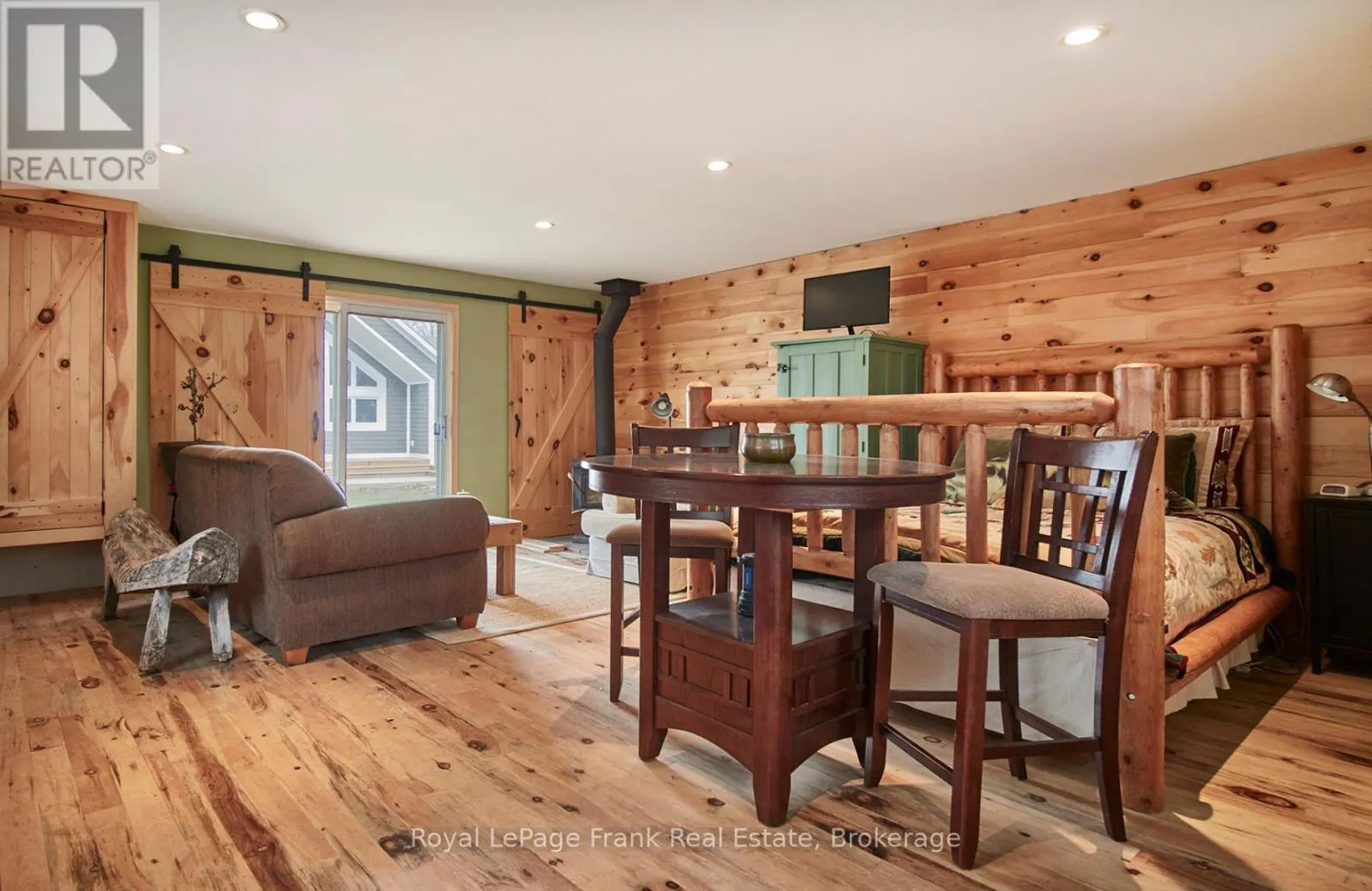 2269 MCCRACKEN'S LANDING ROAD