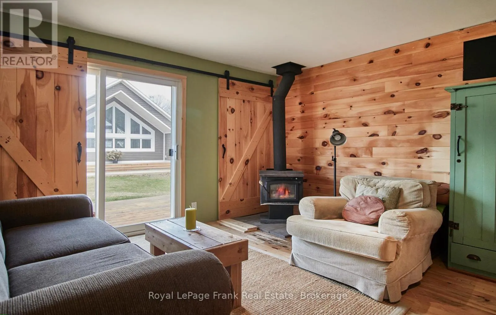 2269 MCCRACKEN'S LANDING ROAD