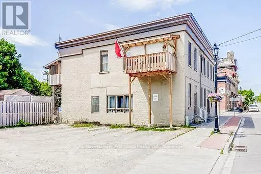 25 KING STREET E