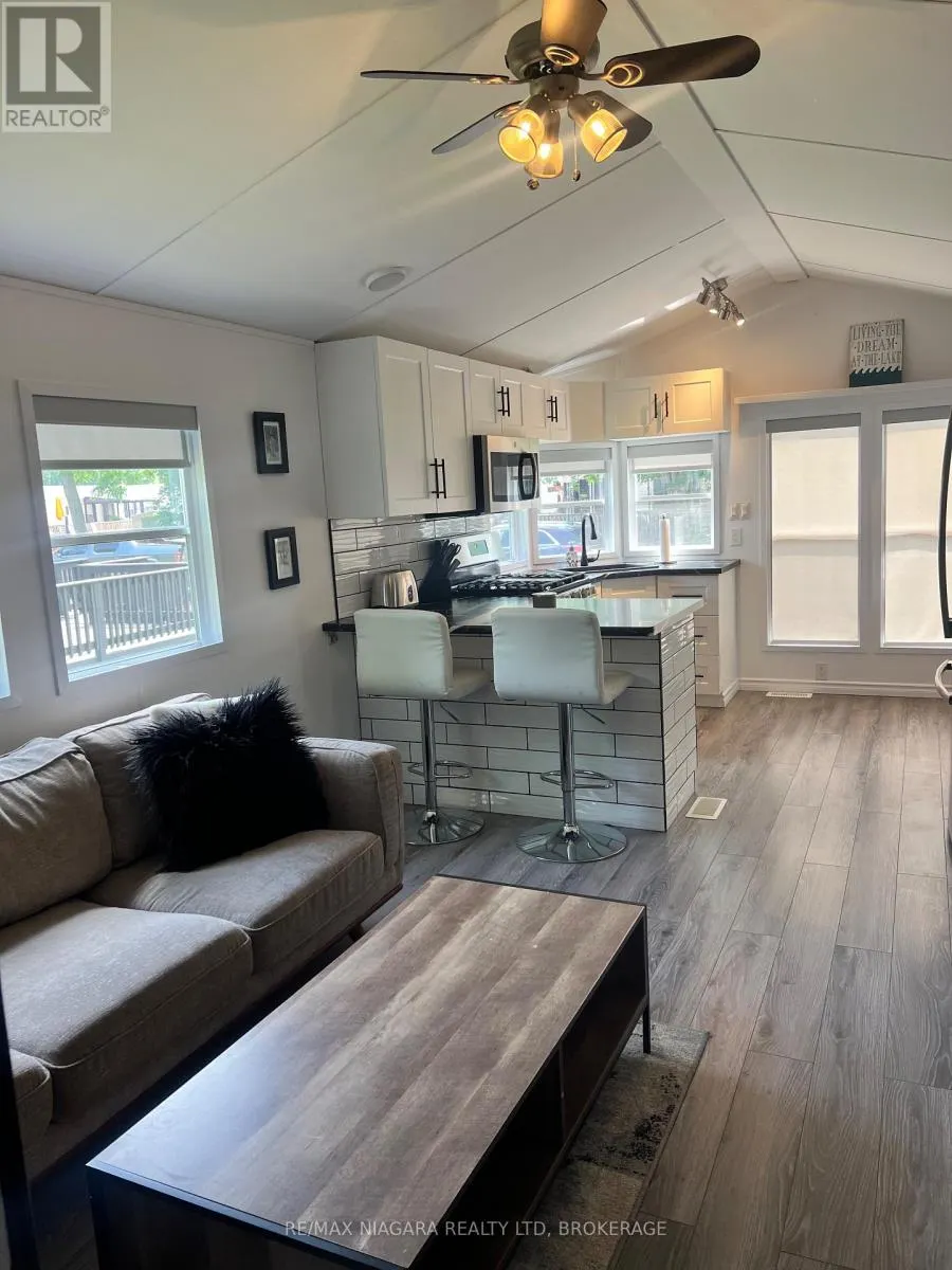22 HICKORY LANE