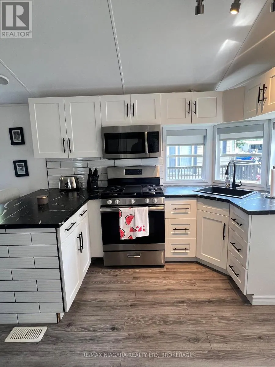 22 HICKORY LANE