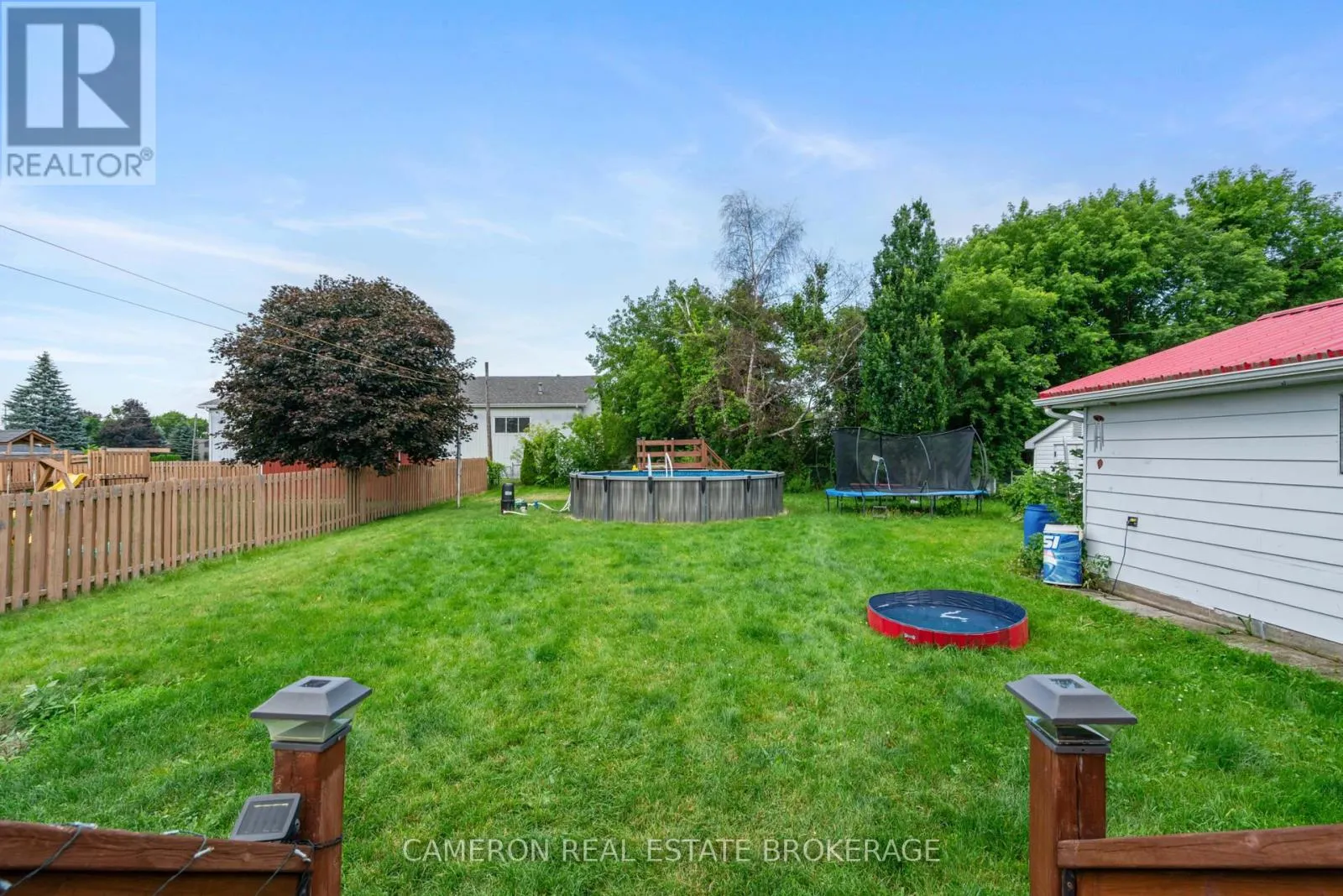 3271 BRUCE STREET