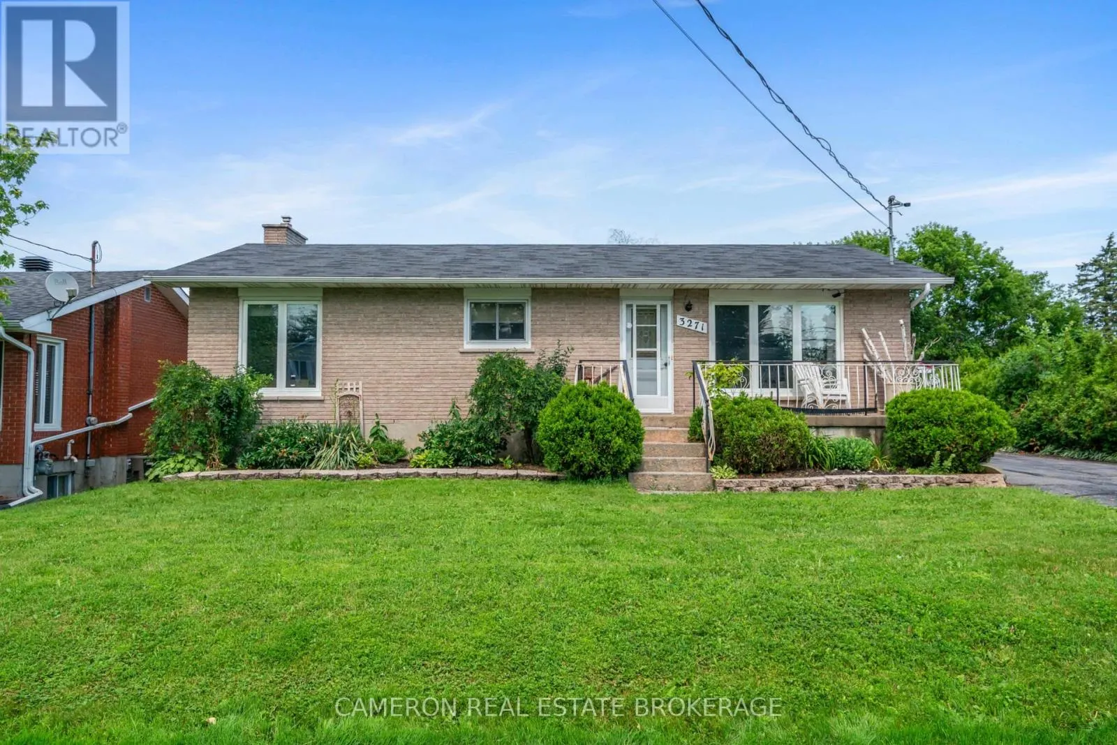 3271 BRUCE STREET