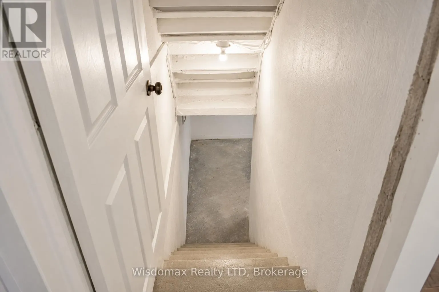 110 QUEEN STREET S