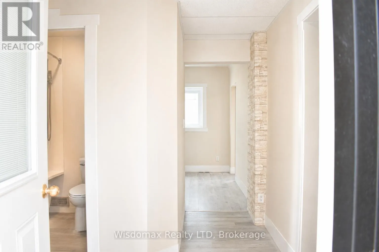 110 QUEEN STREET S