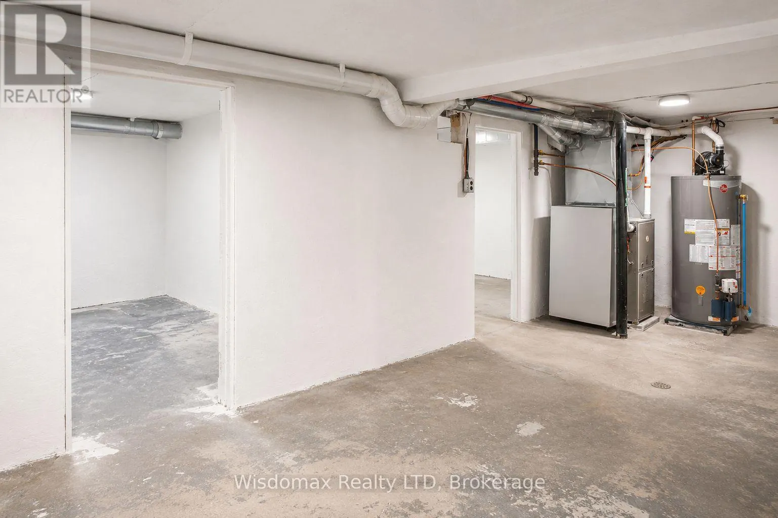 110 QUEEN STREET S