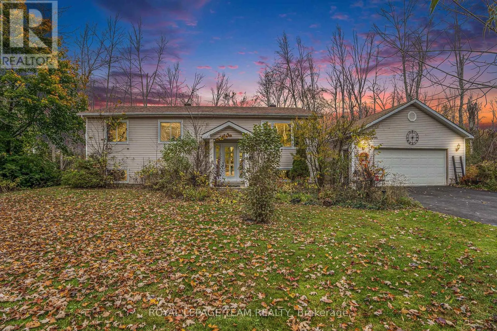 4 BLACK WALNUT ROAD