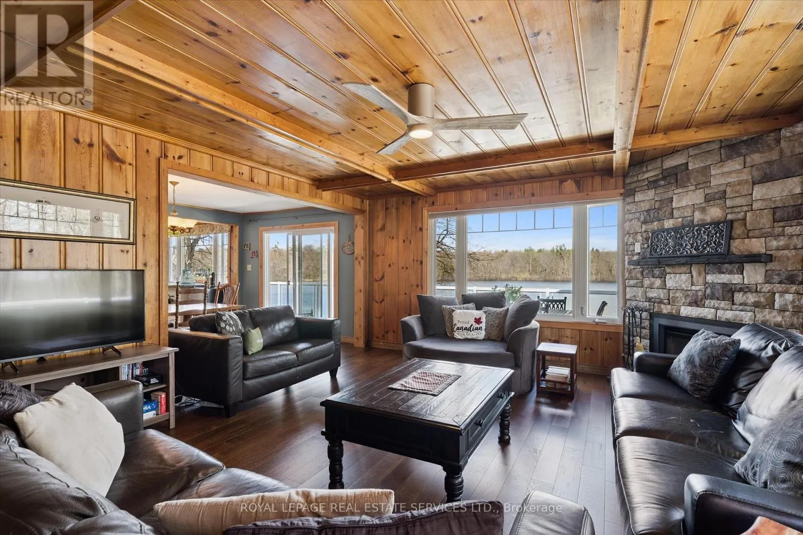 1383 MOON RIVER ROAD