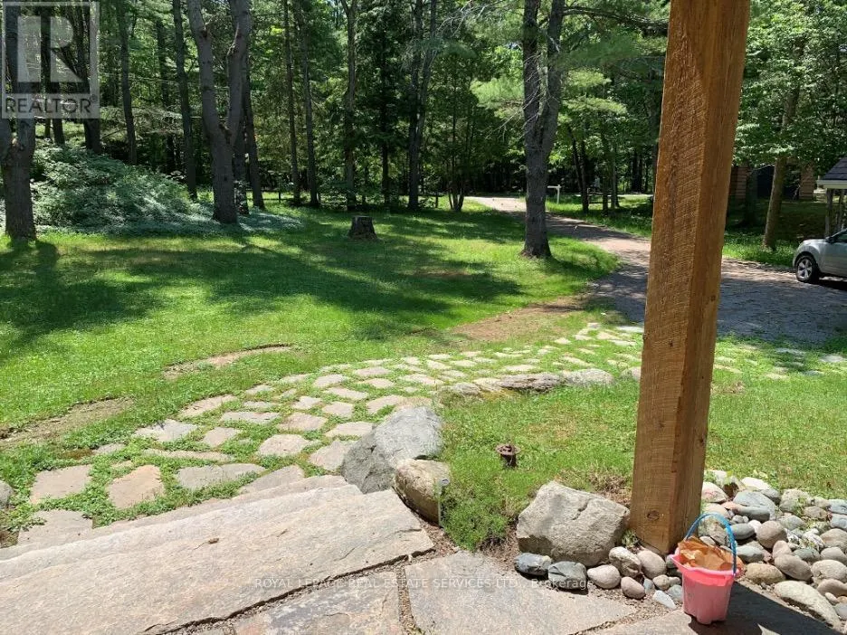 1383 MOON RIVER ROAD