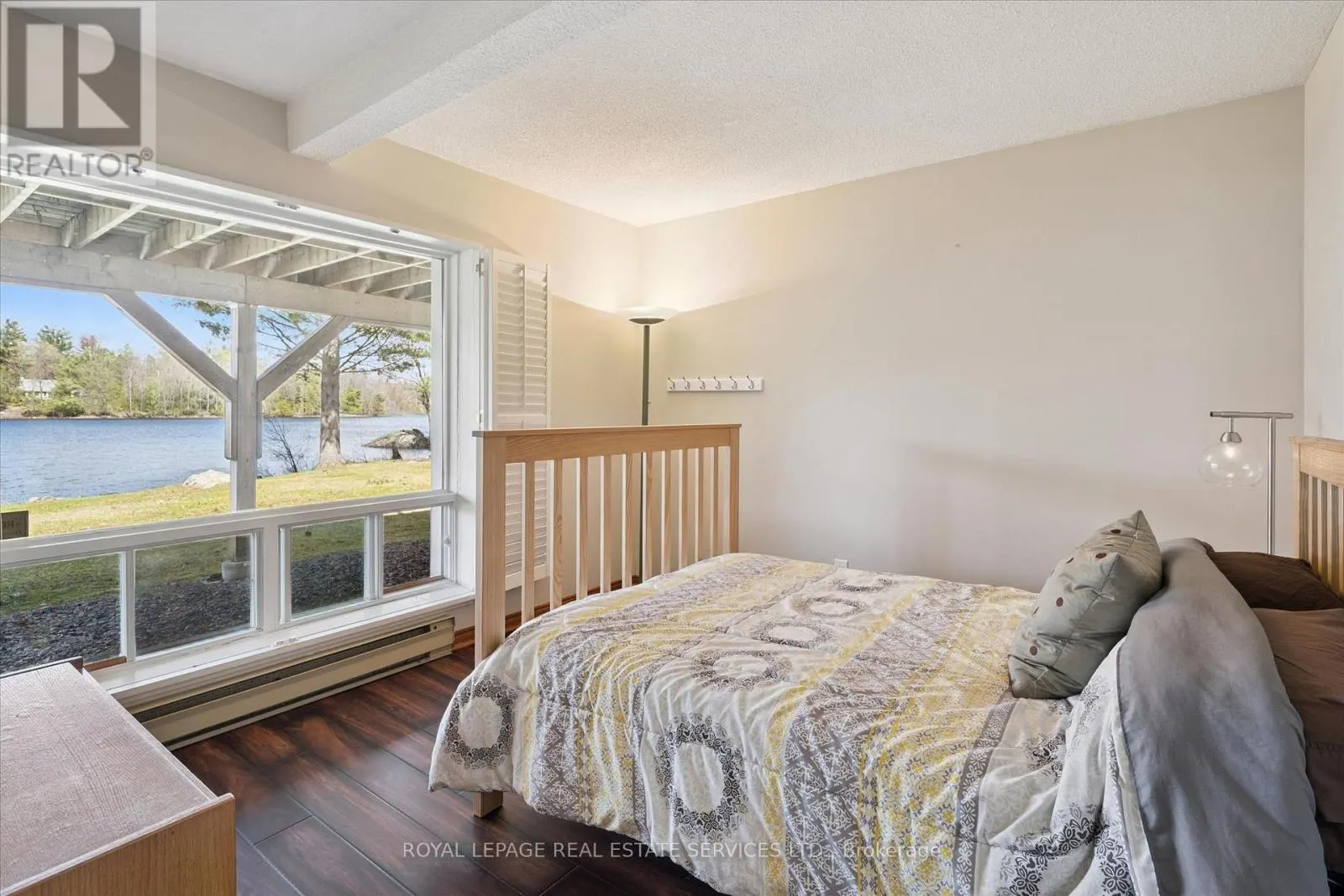 1383 MOON RIVER ROAD