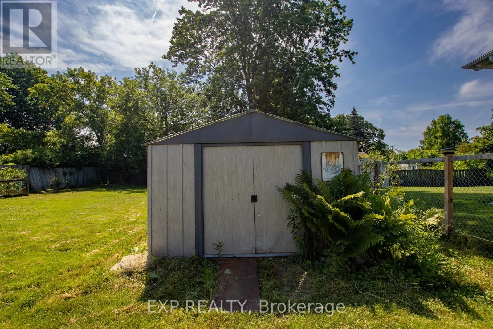 190 MUNROE STREET