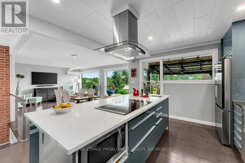 25 WILLOWBANK ROAD E