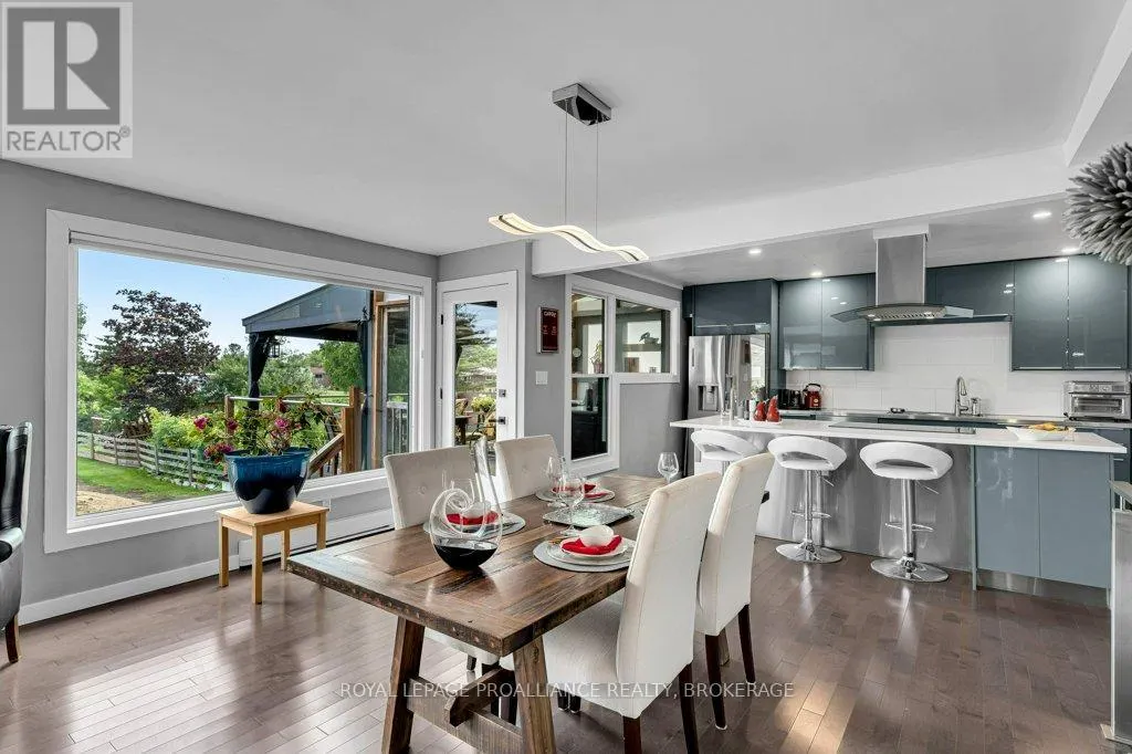 25 WILLOWBANK ROAD E