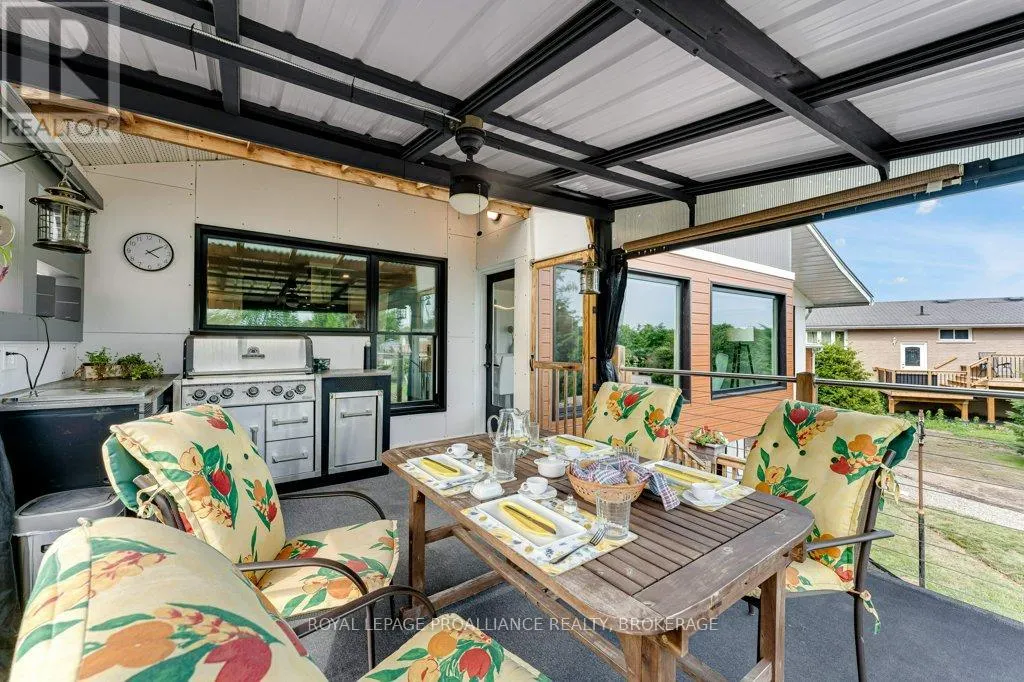 25 WILLOWBANK ROAD E
