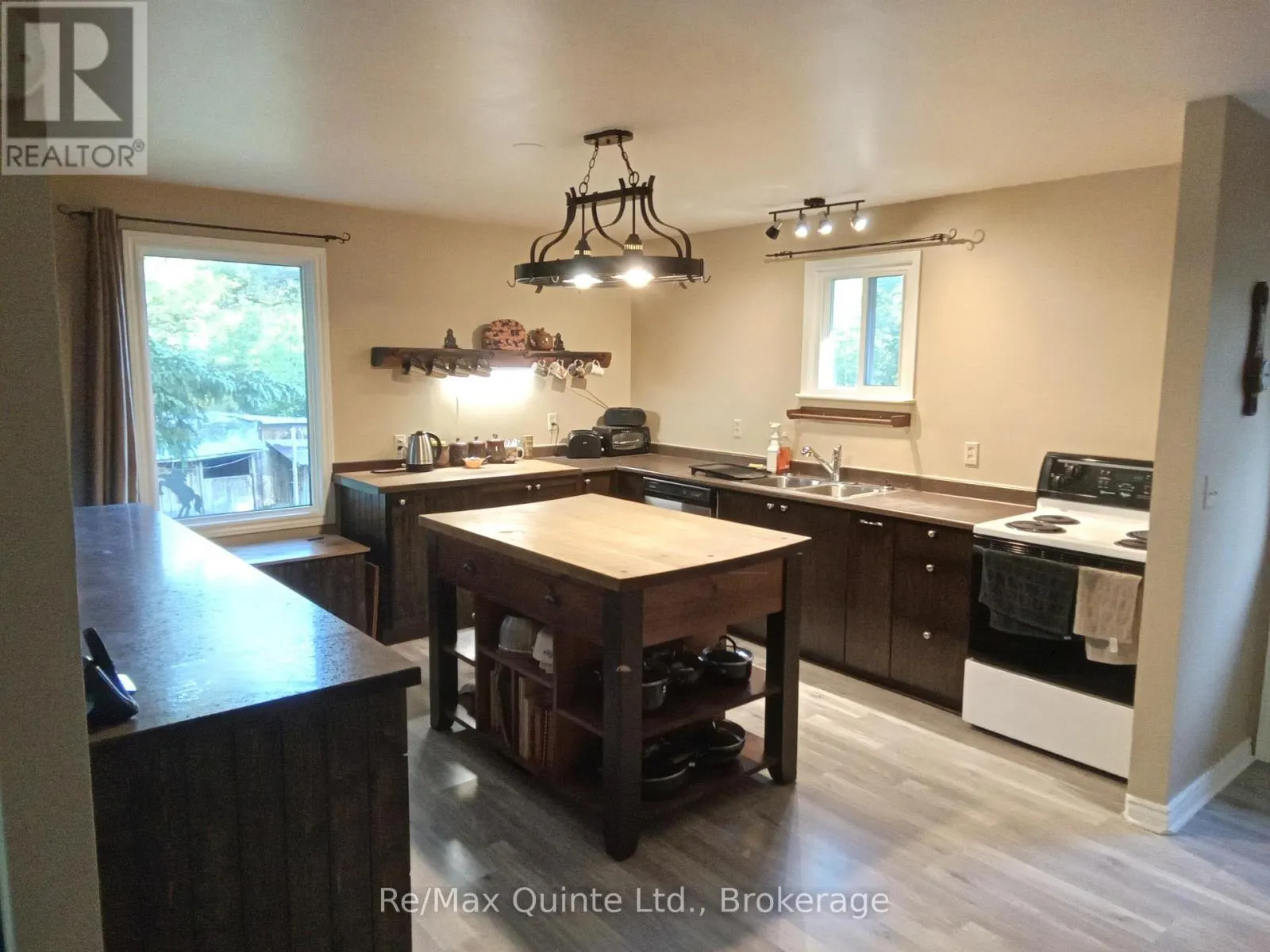690 POTTER SETTLEMENT ROAD