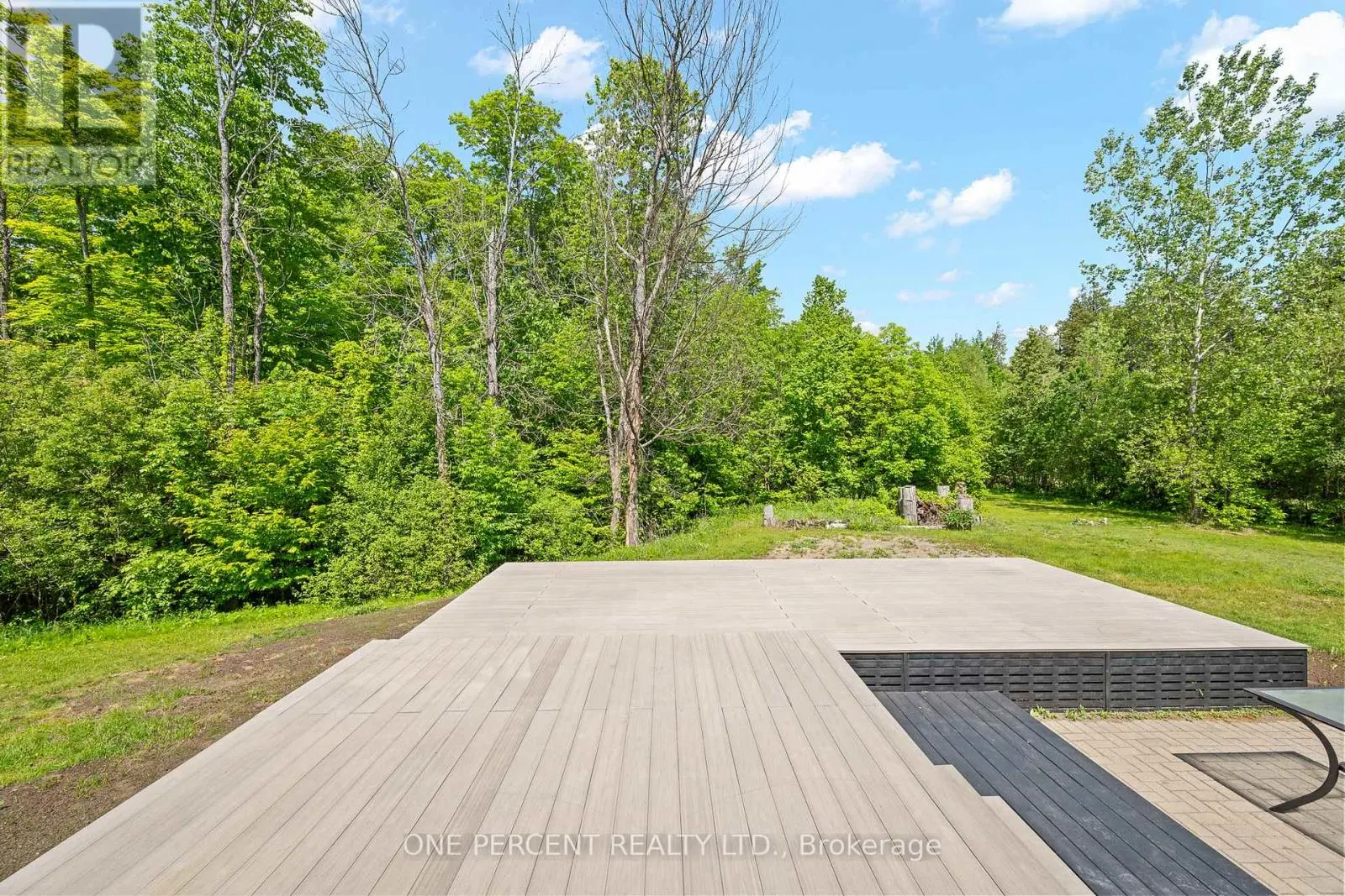 42 STONEWALK DRIVE