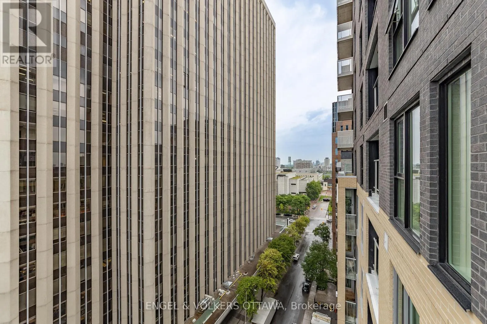 1103 - 40 NEPEAN STREET