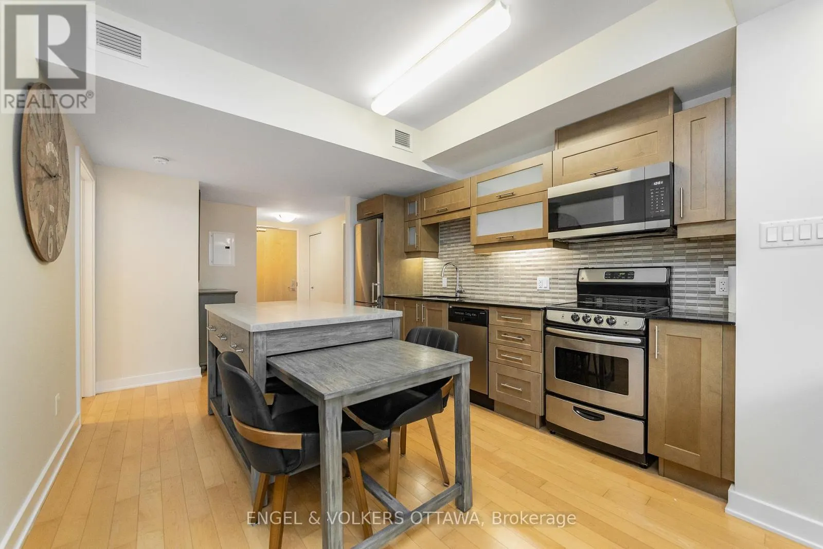 1103 - 40 NEPEAN STREET