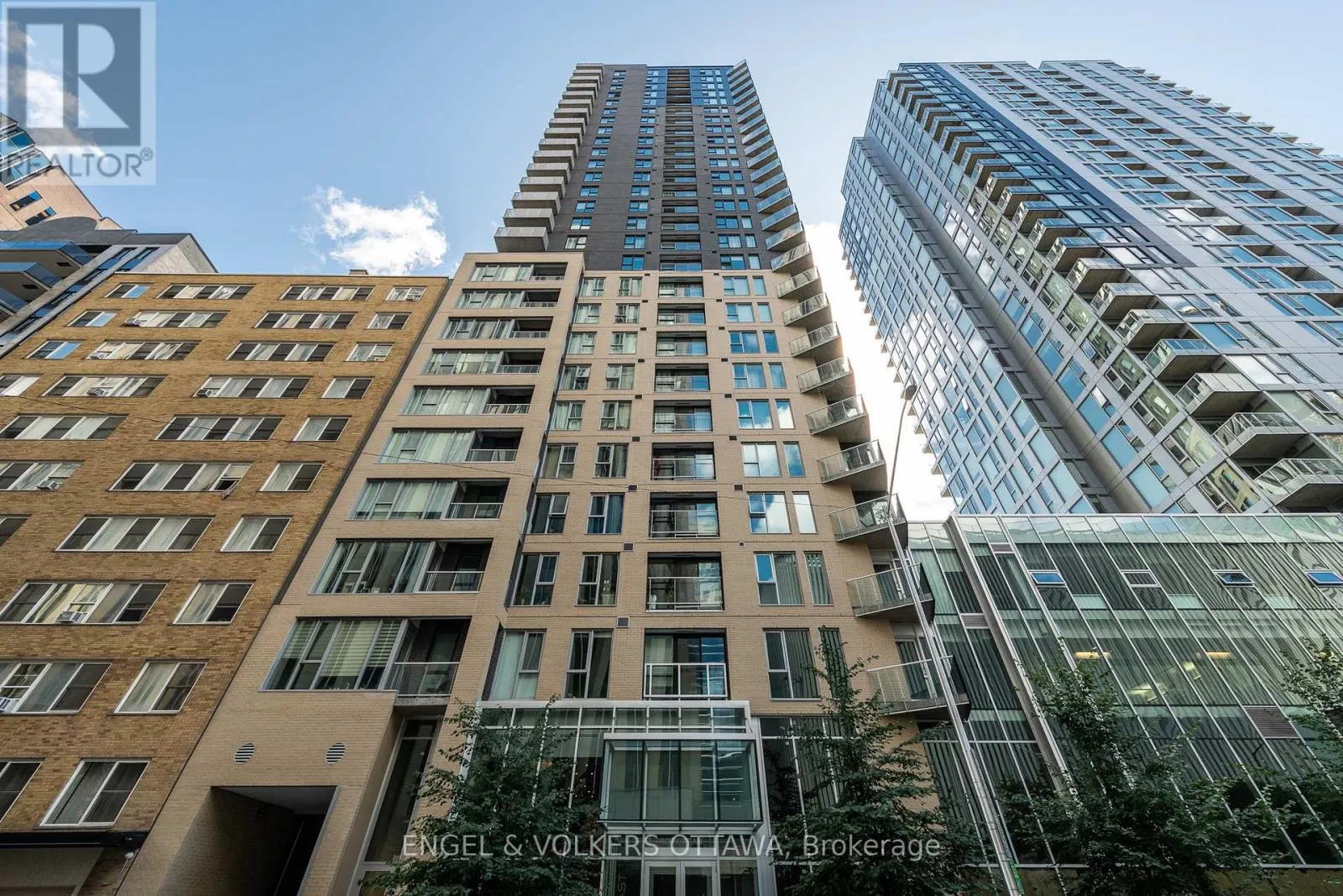 1103 - 40 NEPEAN STREET