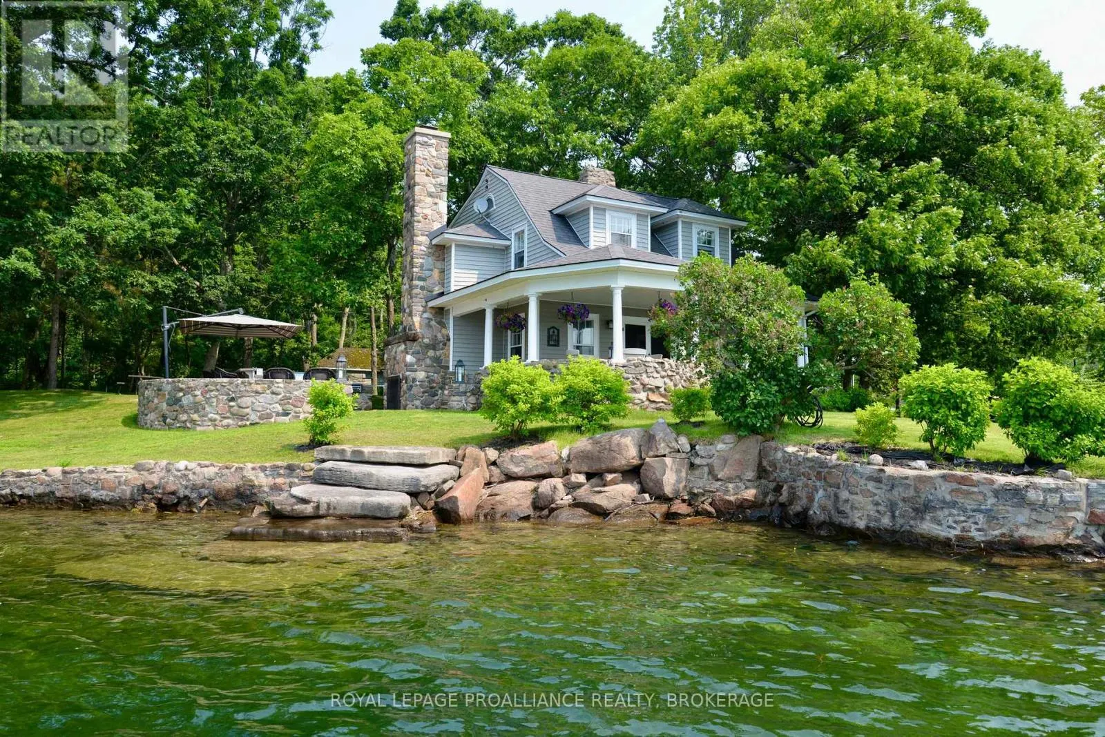 121 TREMONT PARK ISLAND