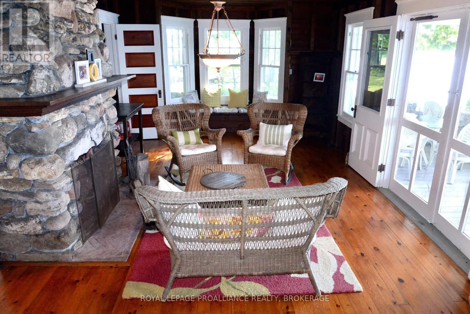 121 TREMONT PARK ISLAND