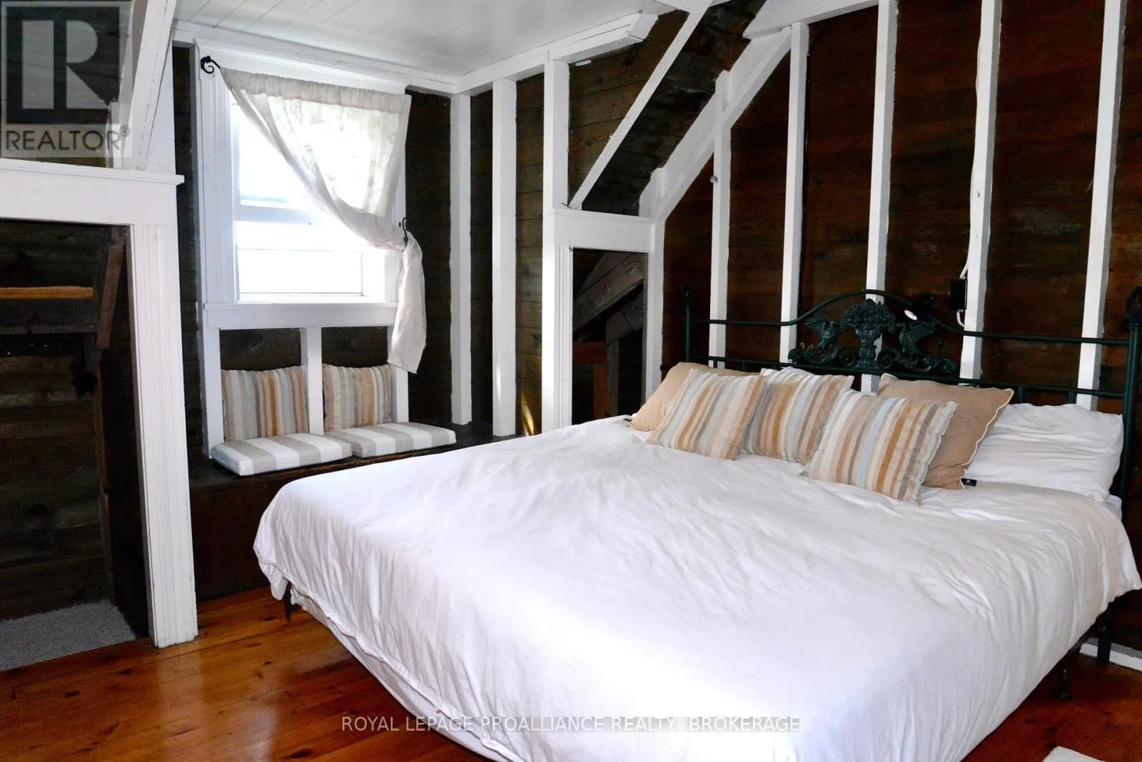 121 TREMONT PARK ISLAND