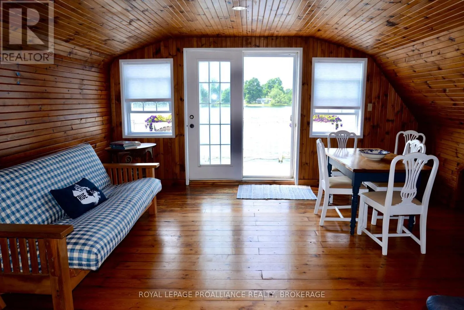 121 TREMONT PARK ISLAND