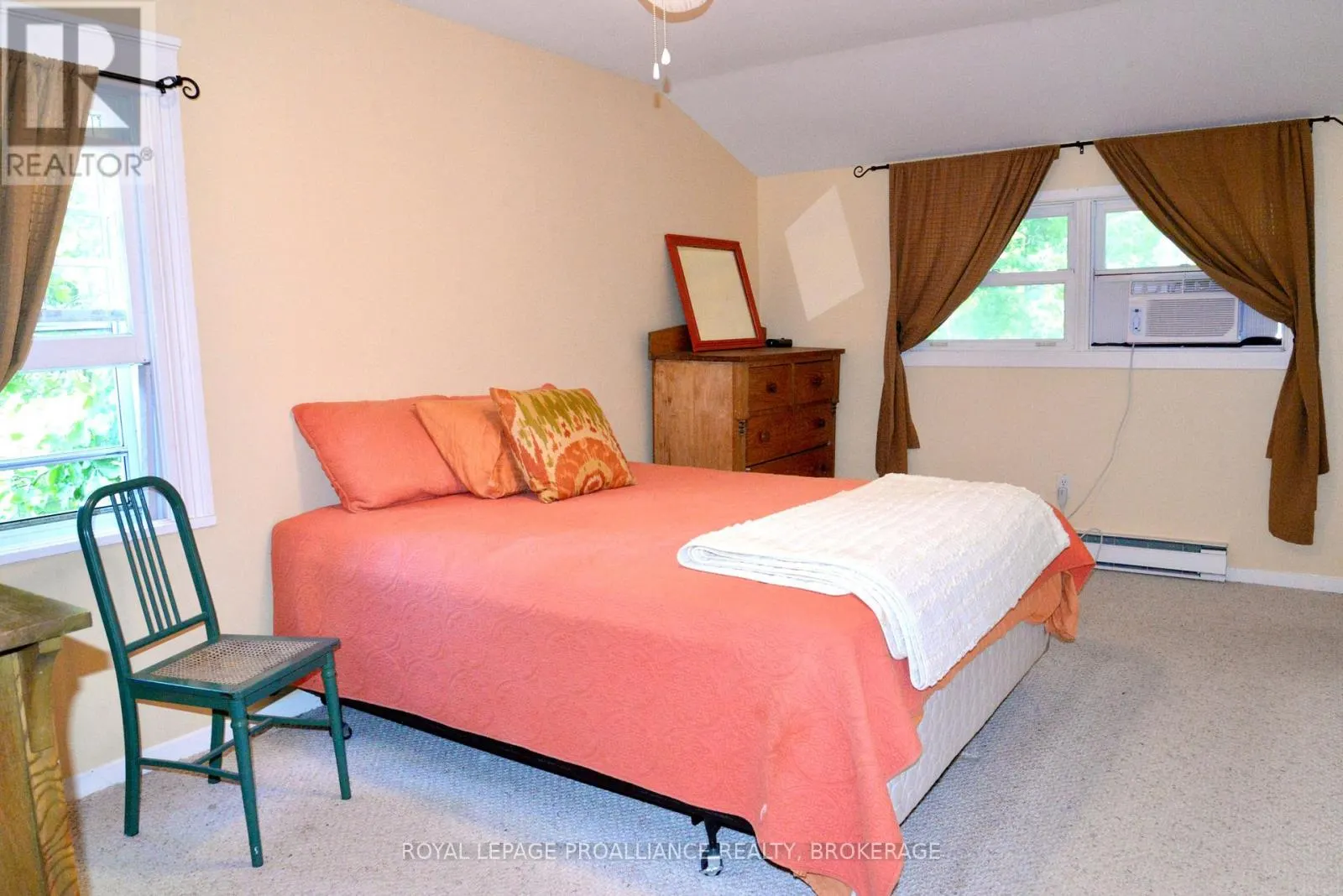 121 TREMONT PARK ISLAND