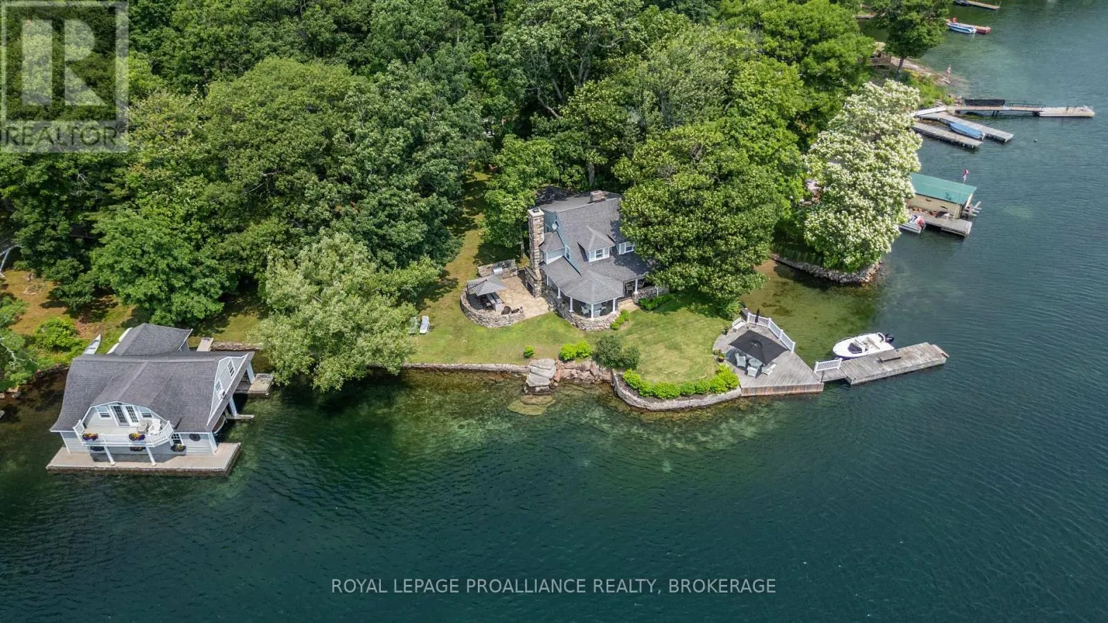 121 TREMONT PARK ISLAND